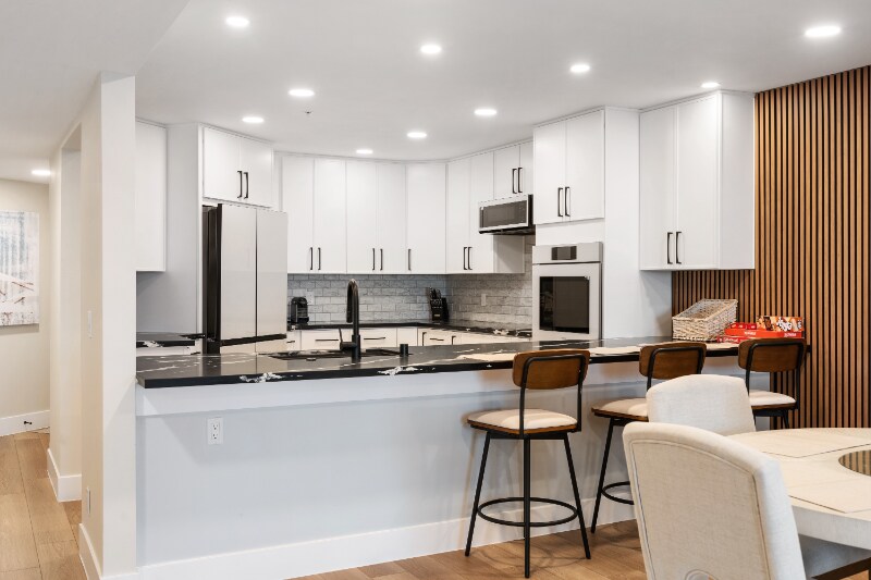 Building Photo - 2414 Front St