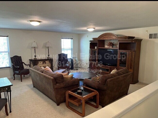Building Photo - 226 Windy Acres Estates Dr