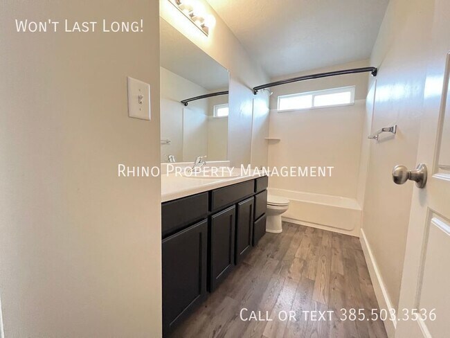 Building Photo - 4417 Lower Meadow Dr