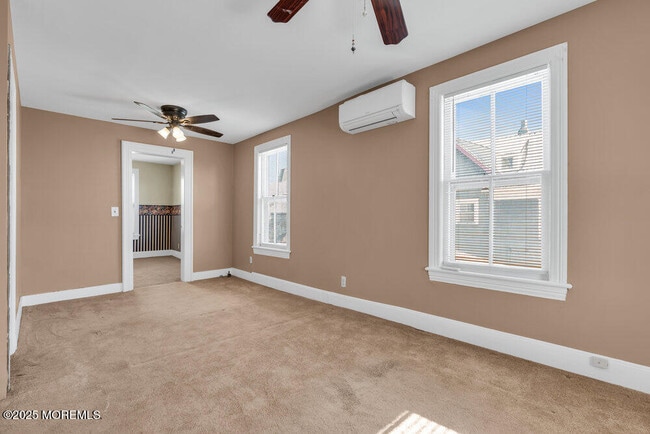 Building Photo - 31 Embury Ave