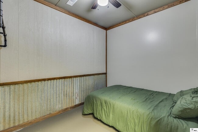 Building Photo - 2116 Bayou Darbonne Dr