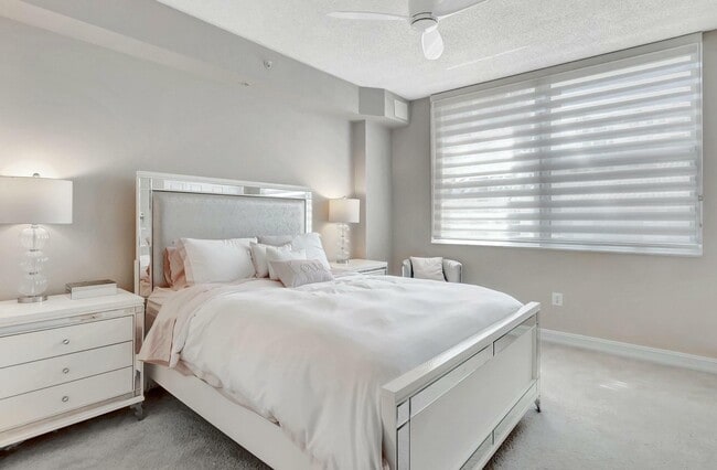 Building Photo - 3606 S Ocean Blvd