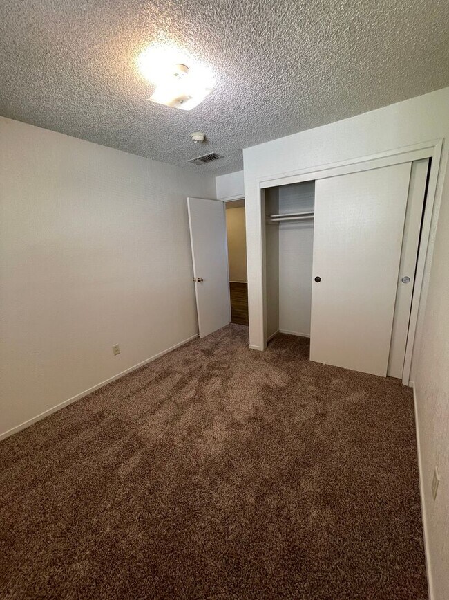 Building Photo - 1936 K St