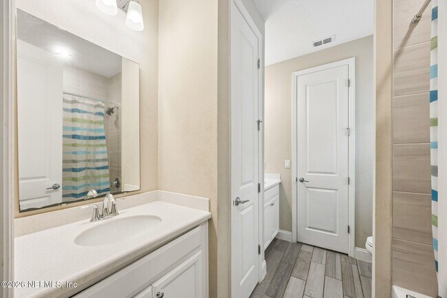 Building Photo - 118 Sadler Ct