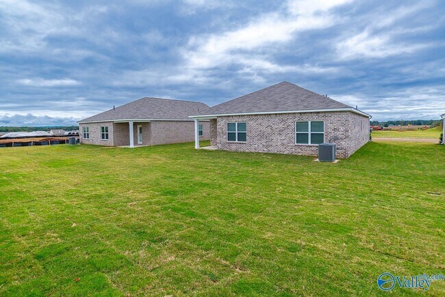 Building Photo - 231 Murphy Ln