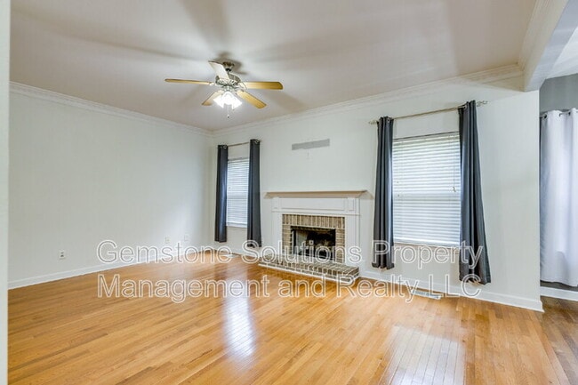 Building Photo - 1024 Belcor Dr