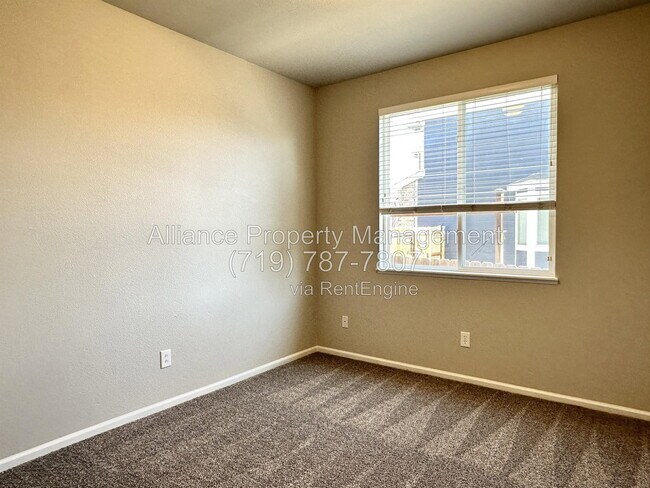 Building Photo - 2075 Bobcat Valley Ct