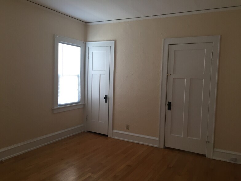 Building Photo - 3469 N Cramer St