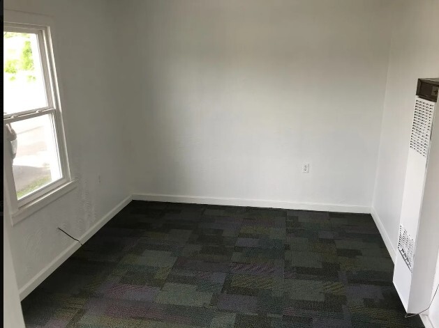 Building Photo - 736 N 3rd St