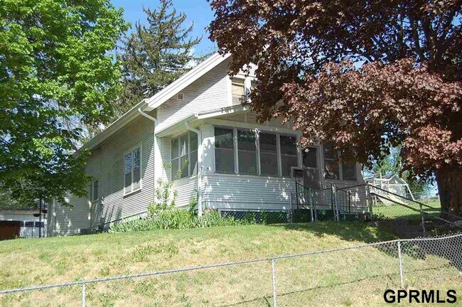 Building Photo - 5614 S 46th St