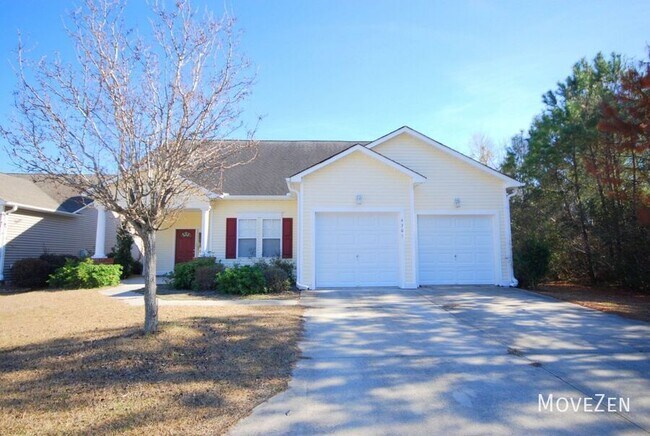 Building Photo - 4705 Pineview Dr