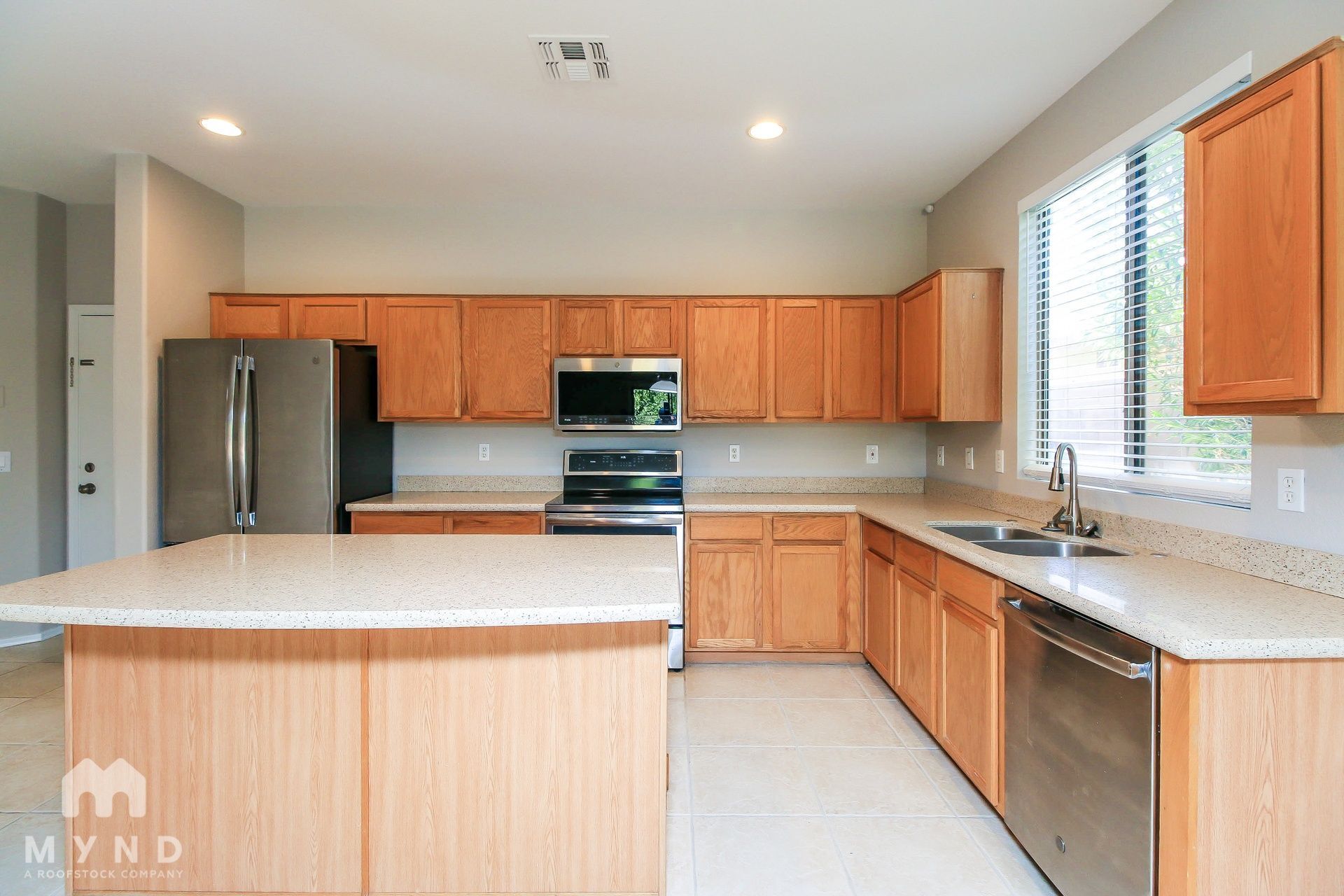 Building Photo - 4053 S Shady Ct