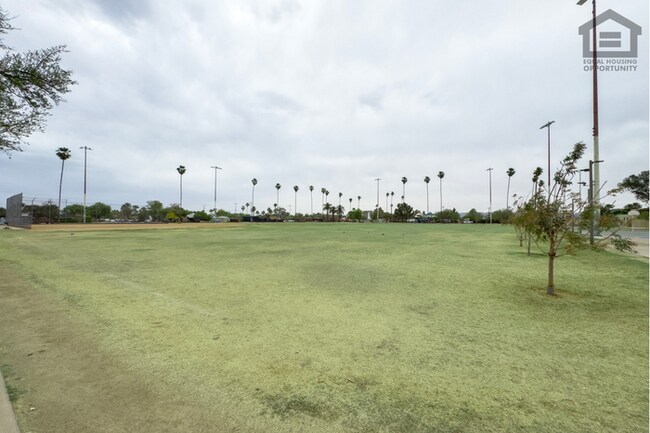 Building Photo - 2Bed/1Bath House at AZ-202/24th St! Move-In Ready on 08/06/2026! -- NO HOA! RV PARKING!