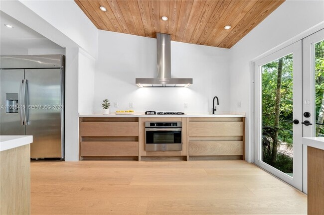 Building Photo - 5812 Alton Rd