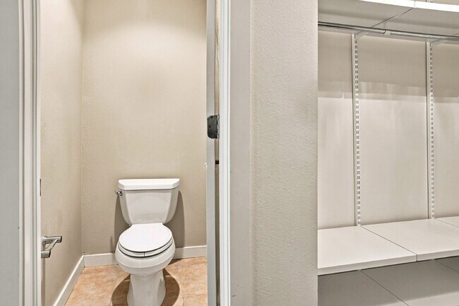 Building Photo - $4,015.95 with $300 Off The First Month's Rent, 3 Beds - 3.5 Baths, Single-Family Home in Denver ...