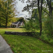 Building Photo - 2 Orchard Rd