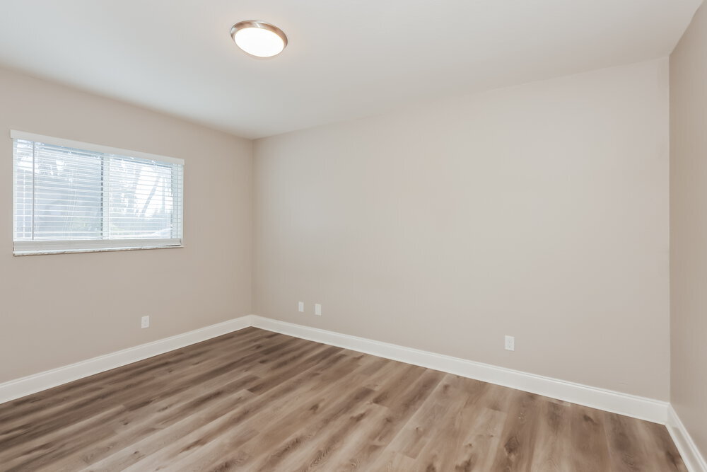 Building Photo - 1729 SW 23rd St