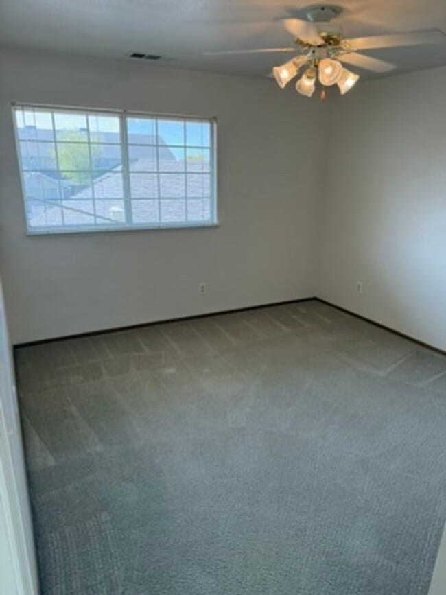 Building Photo - 4264 Stonewalk Ct