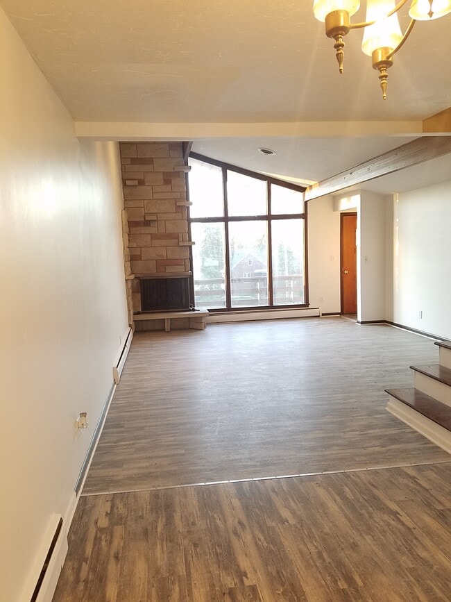 Building Photo - Ridgewood