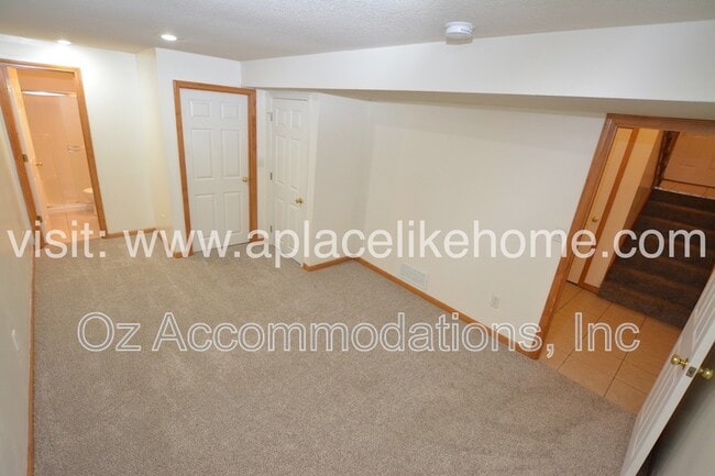 Building Photo - 5200 Hardy Ct