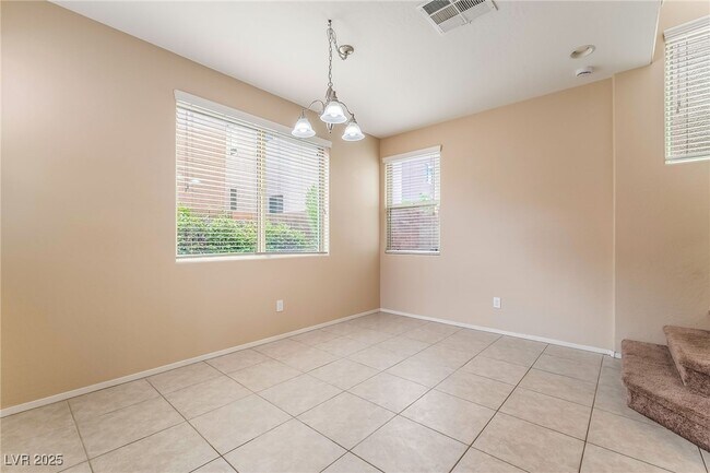 Building Photo - 7645 Lots Hills Dr