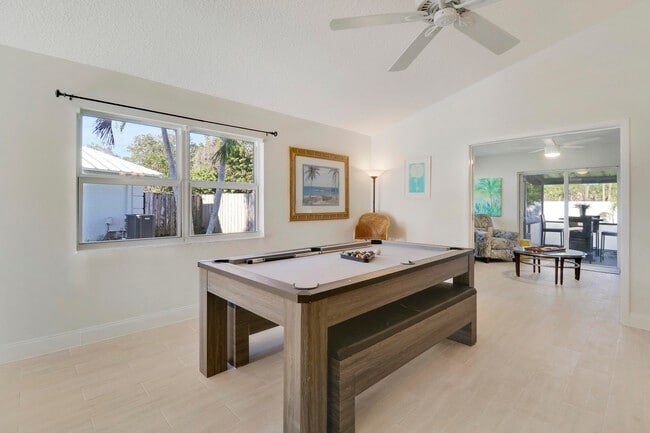 Building Photo - 125 Arrowhead Cir