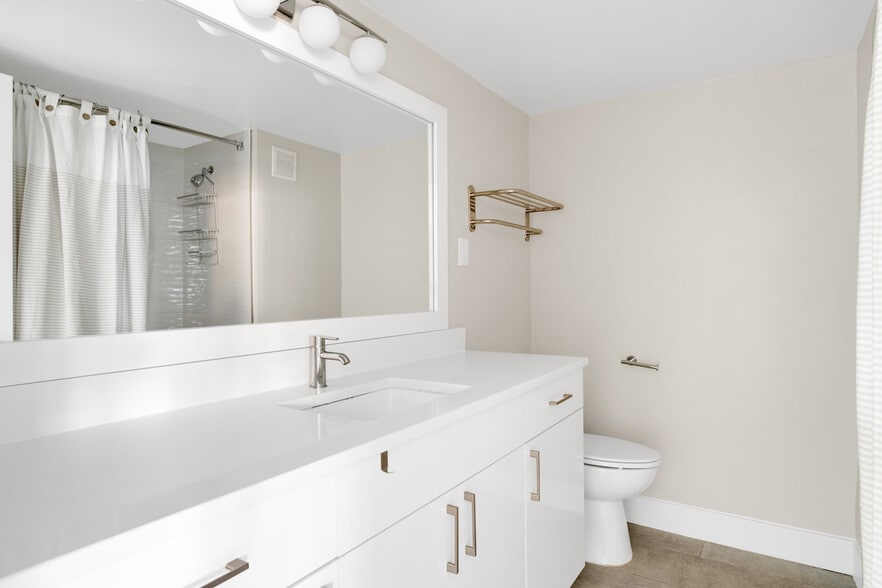 Building Photo - 1515 Richmond Hwy