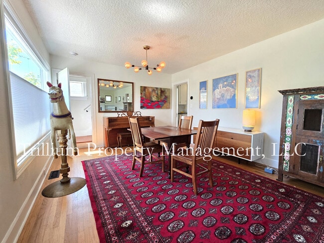 Building Photo - 3015 NE 67th Ave