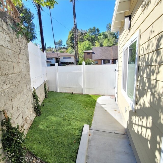 Building Photo - 5148 San Feliciano Dr