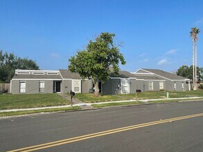 Building Photo - 6537- 6543 Long Meadow