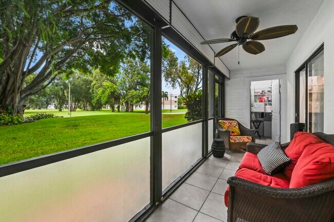 Building Photo - 15449 Lakes of Delray Blvd