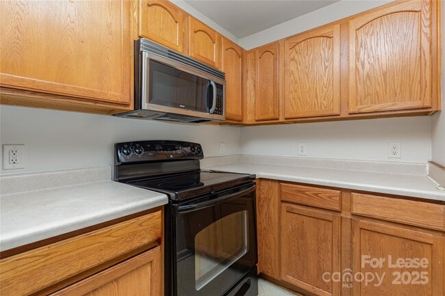 Building Photo - 7311 Mitzi Deborah Dr