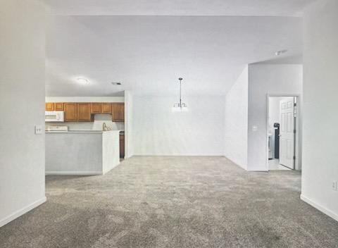 Building Photo - 8921 Hunters Creek Dr