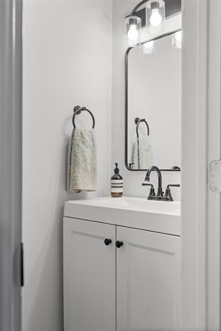 Building Photo - 4306 Buena Vista St