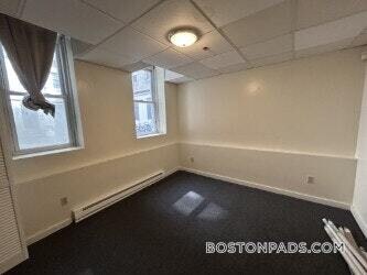 Building Photo - 1209 Boylston St