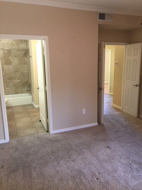 Master bedroom - 15050 N Thompson Peak Pkwy