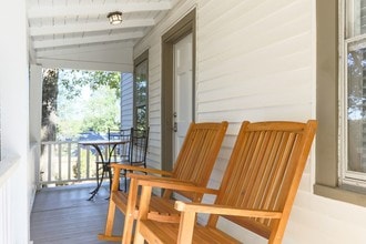 Building Photo - 1310 Hyman Ave