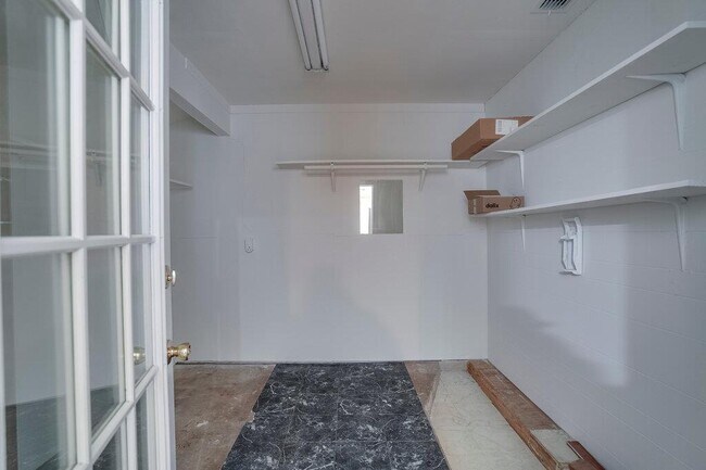 Building Photo - 509 Treys Way