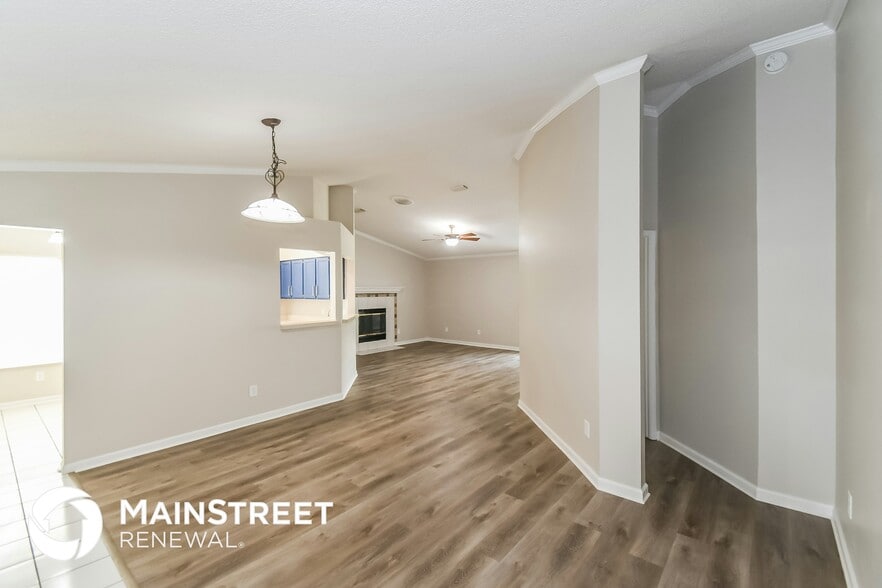 Building Photo - 2078 Tanager Dr