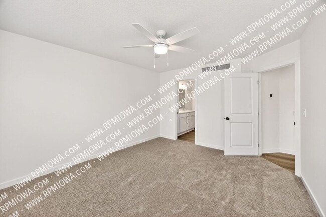 Building Photo - 318 SW 16th St