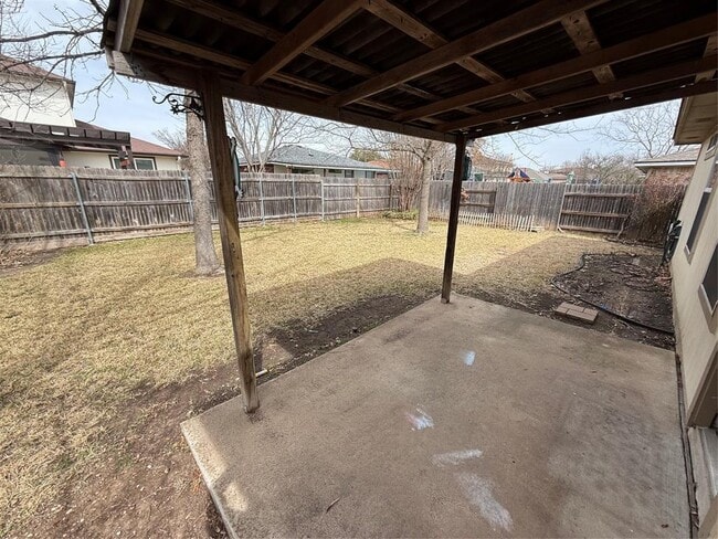 Building Photo - 317 McCarthur Dr