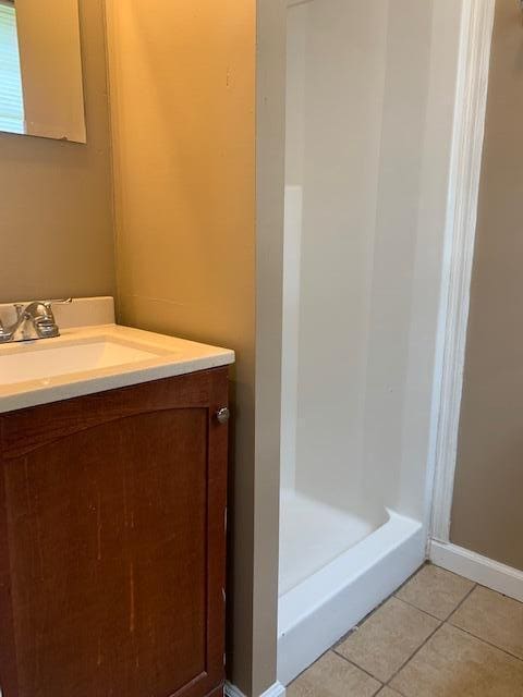 Building Photo - 4995 Gold Pointe Dr