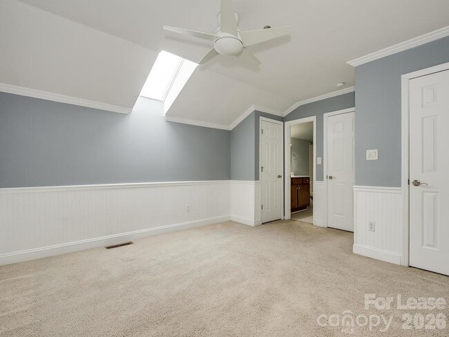 Building Photo - 424 Mather Green Ave