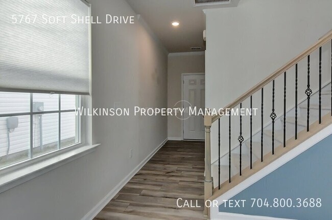 Building Photo - 5767 Soft Shell Dr