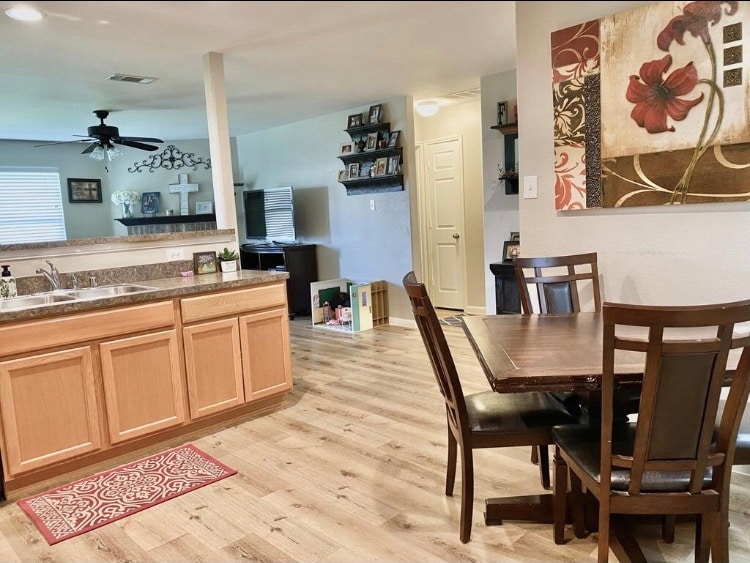 Building Photo - 118 Feverbush Dr