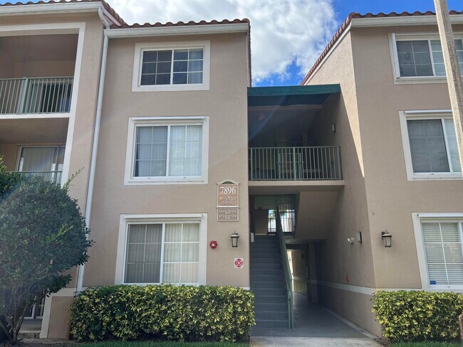 Primary Photo - 7896 Sonoma Springs Cir
