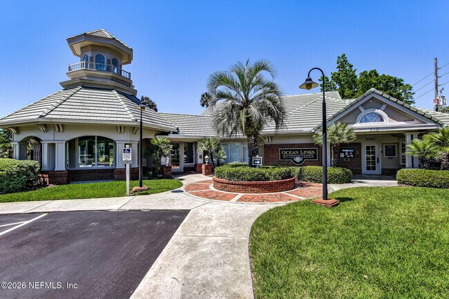 Building Photo - 800 Ironwood Dr