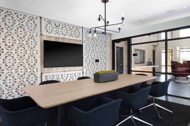 Building Photo - 207 Infinity Wy