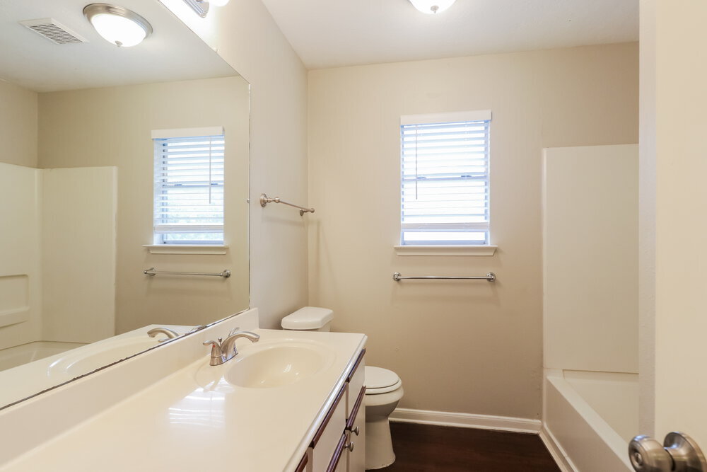 Building Photo - 3831 Woodlace Dr