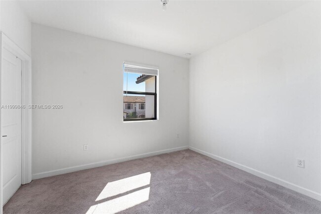 Building Photo - 24630 SW 118 Ave